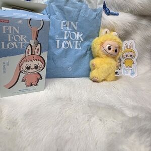 Labubu Pin For Love P